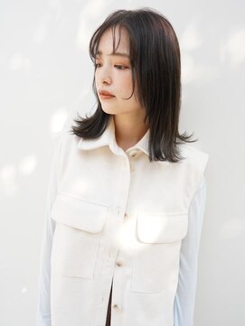 ドットハリス(.Hallis) 大人かわいい/小顔/ミディアムレイヤー/20代30代40代