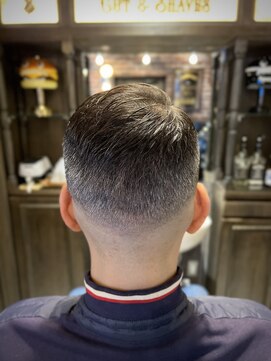 バレス 田町(BALES) ハードパートスキンフェード