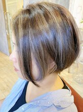 ヘアーデザイン ヴィフ(HAIR DESIGN vif) 【お客様スタイル】シルバーベージュカラー