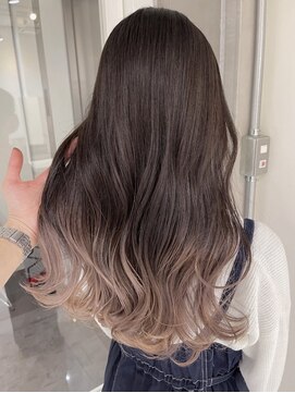 アオアクア バイ グルグル 小岩店(ao akua by GULGUL) ミルクティーグラデーションカラー