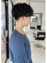 スパイラルパーマ×刈り上げ