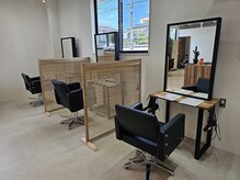 アグ ヘアー へブンリー 熊本横手店(Agu hair heavenly)の雰囲気（ゆったり寛げる居心地の良い空間です。）
