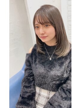 ウーロス(uros.) シナモン×ベージュ☆レイヤーカット