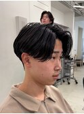 自然な毛流れでラフにキマるセンターパート×ニュアンスパーマ