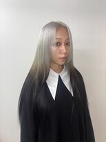 シーバイスリー 綱島(C×3) ホワイトシルバー × ブラック × ルーツカラー