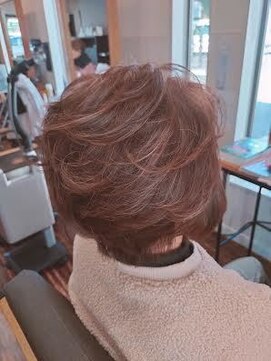 サク(SAKU) ミディアムレイヤーショート