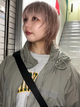 ヌウ(nuu) 〈生平〉ウルフ/レイヤー/ハイトーン/ピンクベージュ/ブリーチ