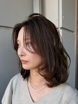 ソアロ(SOARO)&nbsp;岐阜ハッシュカットレイヤーミディアムオリーブグレージュ20代