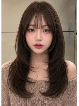 ベル 新宿(Belle) 大人ヘア　レイヤーカット　ハッシュカット　ミントベージュ新宿