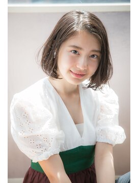 ガーデントウキョウ(GARDEN Tokyo) 小顔斜めバング＆厚めバングのマーメイドアッシュハニーヘア