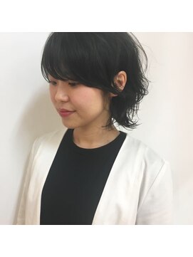 サイズ(cyez) ダークオリーブのミディアムウルフ