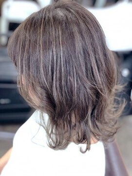 トゥエンティーフォー 泉大津店(24) 大人上品♪白髪ぼかしハイライト