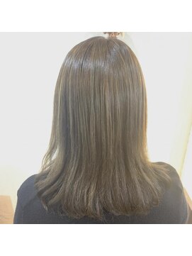 ウィスプ 赤羽店(wisp) カーキアッシュ