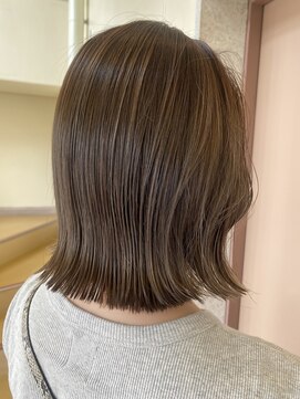 フリーダム シュシュ 小倉駅前店(freedom chouchou) ぱつっと外ハネボブ