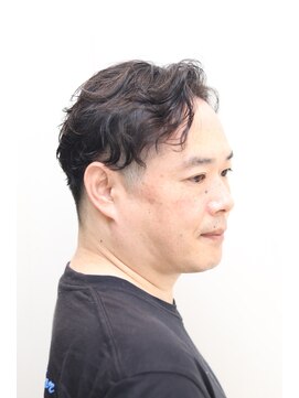 ヘアーアンドグルーミング ヨシザワインク(HAIR&GROOMING YOSHIZAWA Inc.) 30代40代メンズナチュラルパーマ/ツーブロックスタイル/ビジネス