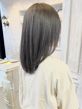 キャアリー(Caary) 福山市美容師求人スタッフ募集中ストレート暗髪ダークグレージュ
