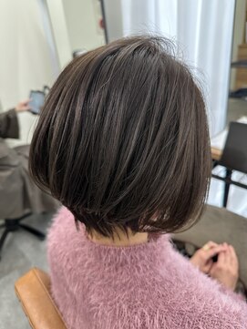 ラベスト バイ セロ 池袋メトロポリタン前(LOVEST by CERO) 丸みショートボブ