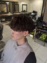 アイズ 海老名(AIZU) シャドウパーマ 無造作パーマ メンズパーマ 刈り上げ 眉毛