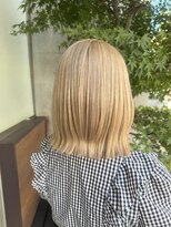 エム インターナショナル 春日部本店(EMU international)&nbsp;透明感ブロンドボブで大人垢抜け