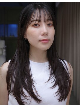 サーカス バイ ビュートリアム 青山(CIRCUS by BEAUTRIUM) 小顔ロングレイヤーシースルーバング青山表参道20代30代40代