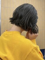 ヘン(hen)&nbsp;【心斎橋hen】ラフ巻きボブ