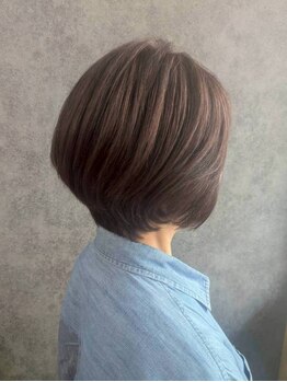 ヴィヴァーシャス(viva cious)の写真/”立体感が持続”するカットが得意なサロン◎リピーター続出の髪質・骨格・クセを活かしたカット￥4400＊