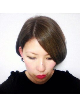 シュエットナオ (chouette. nao) 外人風スケ感ジンジャーカラーボブ