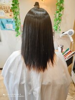 カラクリビショウ(Kara-Kuri Bisho)&nbsp;鎖骨ロング
