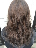 トリエラ(TRIELA)&nbsp;ロングウェーブパーマ