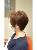 ショートボブ