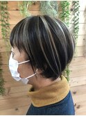 ショートボブ
