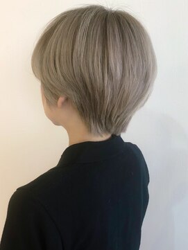 リコ(LIKO) 大人のハイトーンショート☆すっきりシルエット/ローライト