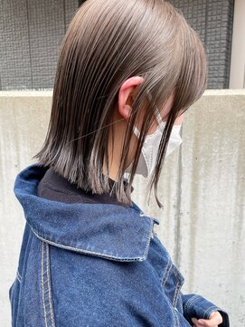 ディッセンバー 渋谷(December) ボブ/グレージュ/縮毛矯正/ストレートパーマ/外ハネボブ