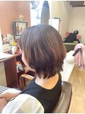 くびれボブ×明るめブラウン