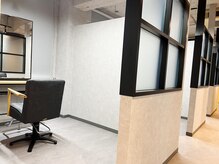 お客さまに快適な時間をご提供するCHELIEN大井町の『こだわり』のサービス、個室☆