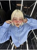 抜きっぱなしブロンドハイトーンインナーレイヤーカットウルフ