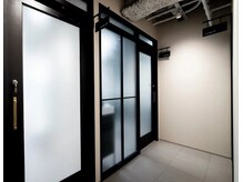 トウ(tou.)の雰囲気（サロンパーク内　roomE）