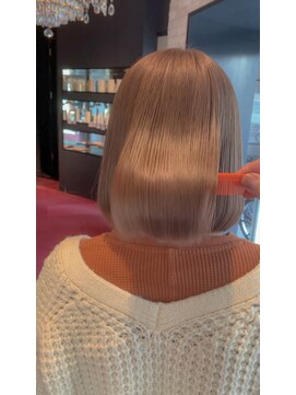 アース 鈴鹿店(HAIR&MAKE EARTH) 柔らかいミルクティーベージュ