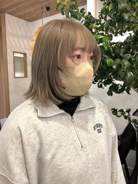 ビュートリアム ギンザ(BEAUTRIUM) ミディアムレイヤー*顔周り*顔周りレイヤー*レイヤーカット