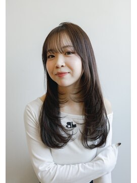 ハイフン 伊勢崎(hyphen) 小顔レイヤーカット☆韓国ヘア☆透明感グレージュカラー