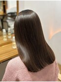 オリーブカラー 美髪カラー 髪質改善 セミロング ストレート