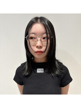 ファヴォリ(favori) 【favori 自由が丘】暗髪レイヤー