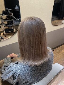 ロメ(Lome) ブリーチカラー/ホワイトカラー/ホワイトベージュ