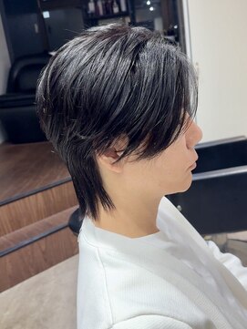 コンフィデンス メンズヘアー(confidence MEN'S HAIR) 毛流れセンターパートウルフフェザーショート曲がる縮毛矯正