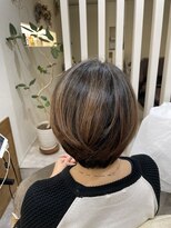 フルールバイニューヨークニューヨーク 京都北大路(fleur by NYNY) 白髪をなじませた 大人ボブ