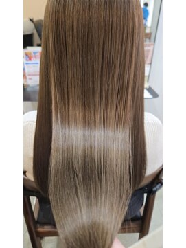 ストーク トウキョウ(stoke TOKYO) 髪質改善トリートメントで艶々!