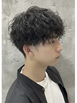 リラステラ(Re.laSTELLA) 刈り上げマッシュ波巻きパーマシャドウパーマスパイラルパーマ