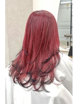 ヴェルム ヘア デザイン(Velum.HAIR DESIGN) ブリーチでも映えるレッドカラー×エンドカラー|秋田市レイヤー