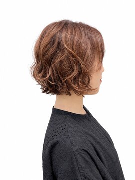 ベリー(berry) 濡れ感×くせ毛が大人可愛いショートボブ☆
