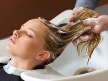 ヘアー ラウンジ コン モア(hair lounge Comme moi)